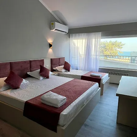 Mav 4* אפורי נורד