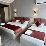 Hotel Mav