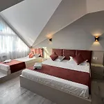 Mav Hotel