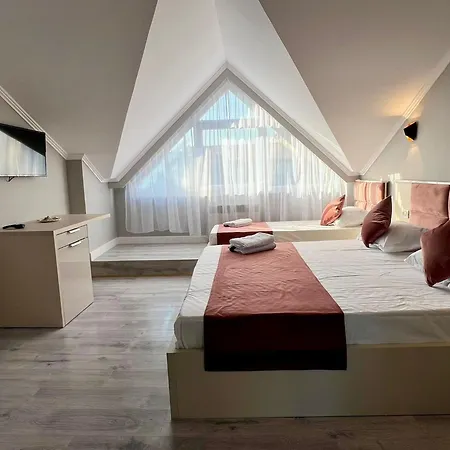 Hotel Mav 4*